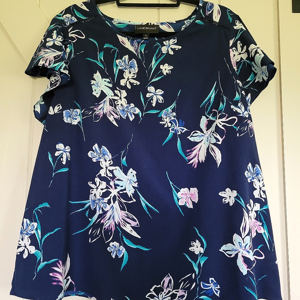 Lane Bryant  navy blue floral blouse sz 18